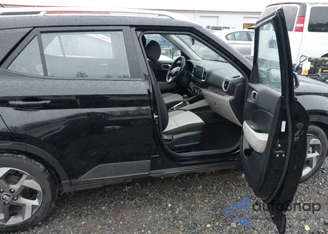 2025 Hyundai Venue Sel z USA, uszkodzony, nr VIN KMHRC8A36SU390194